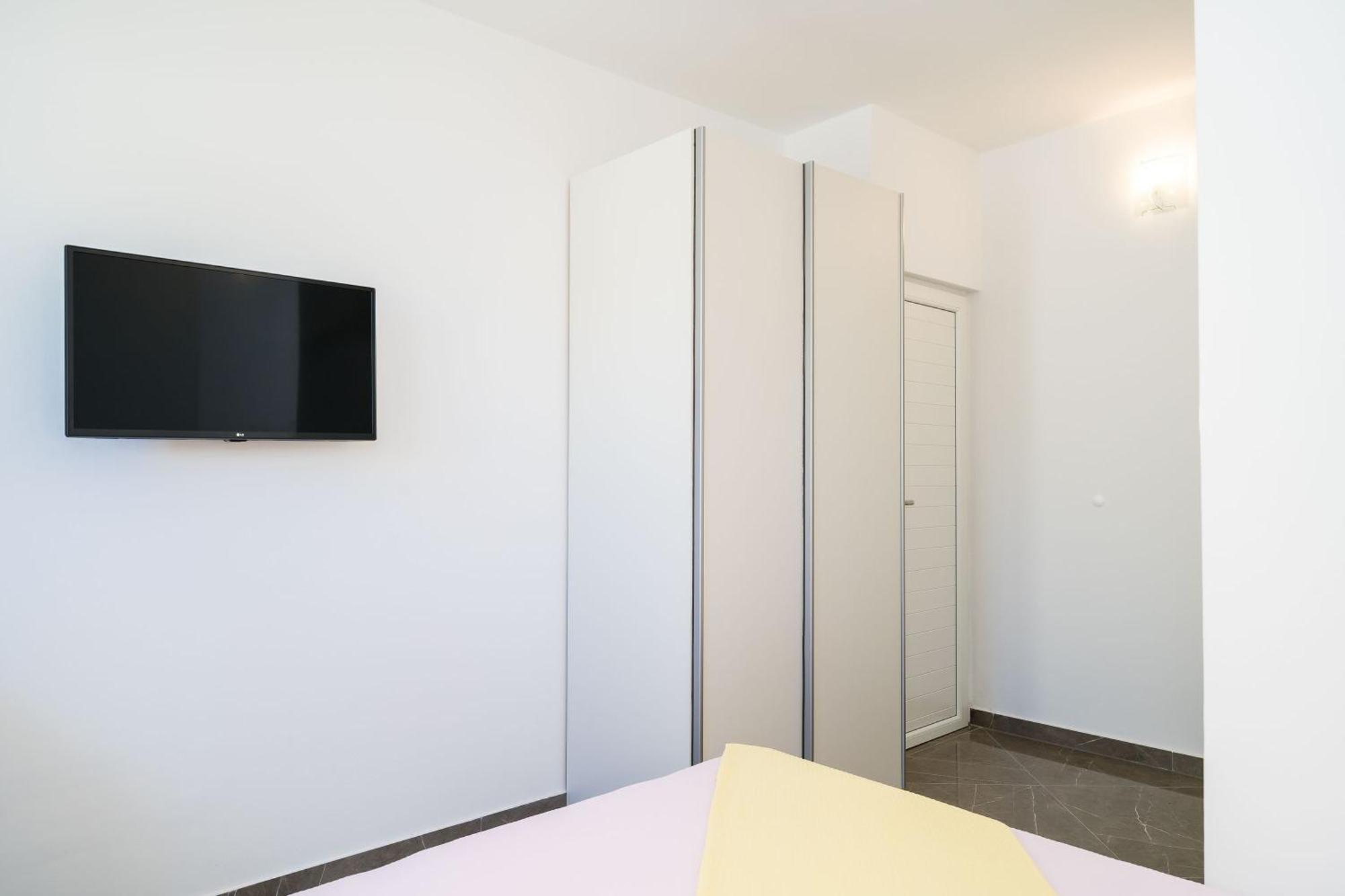 Rooms & Apartments Barisic Mlini Oda fotoğraf