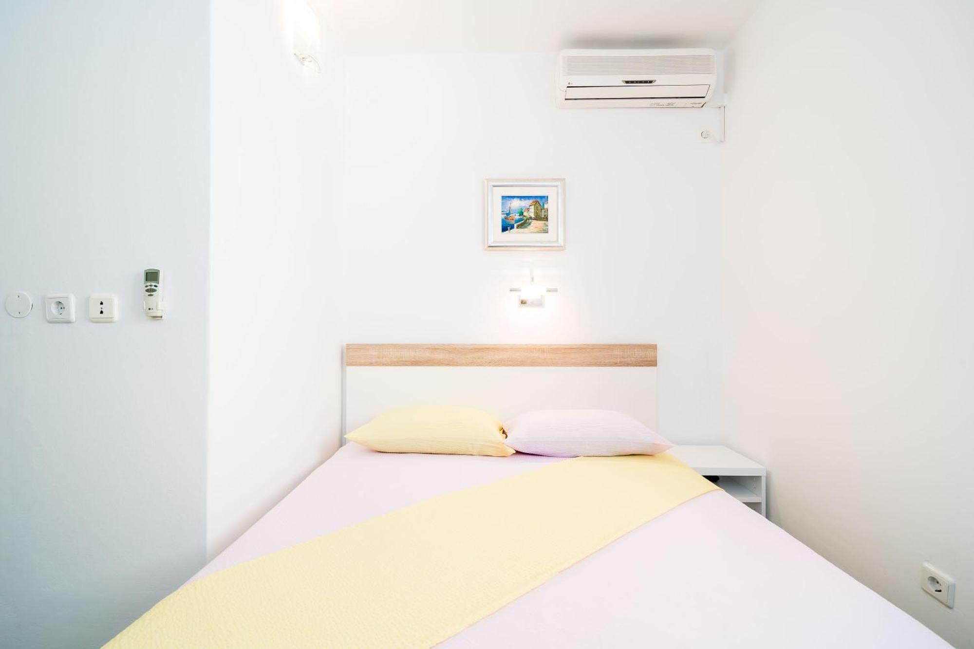 Rooms & Apartments Barisic Mlini Oda fotoğraf