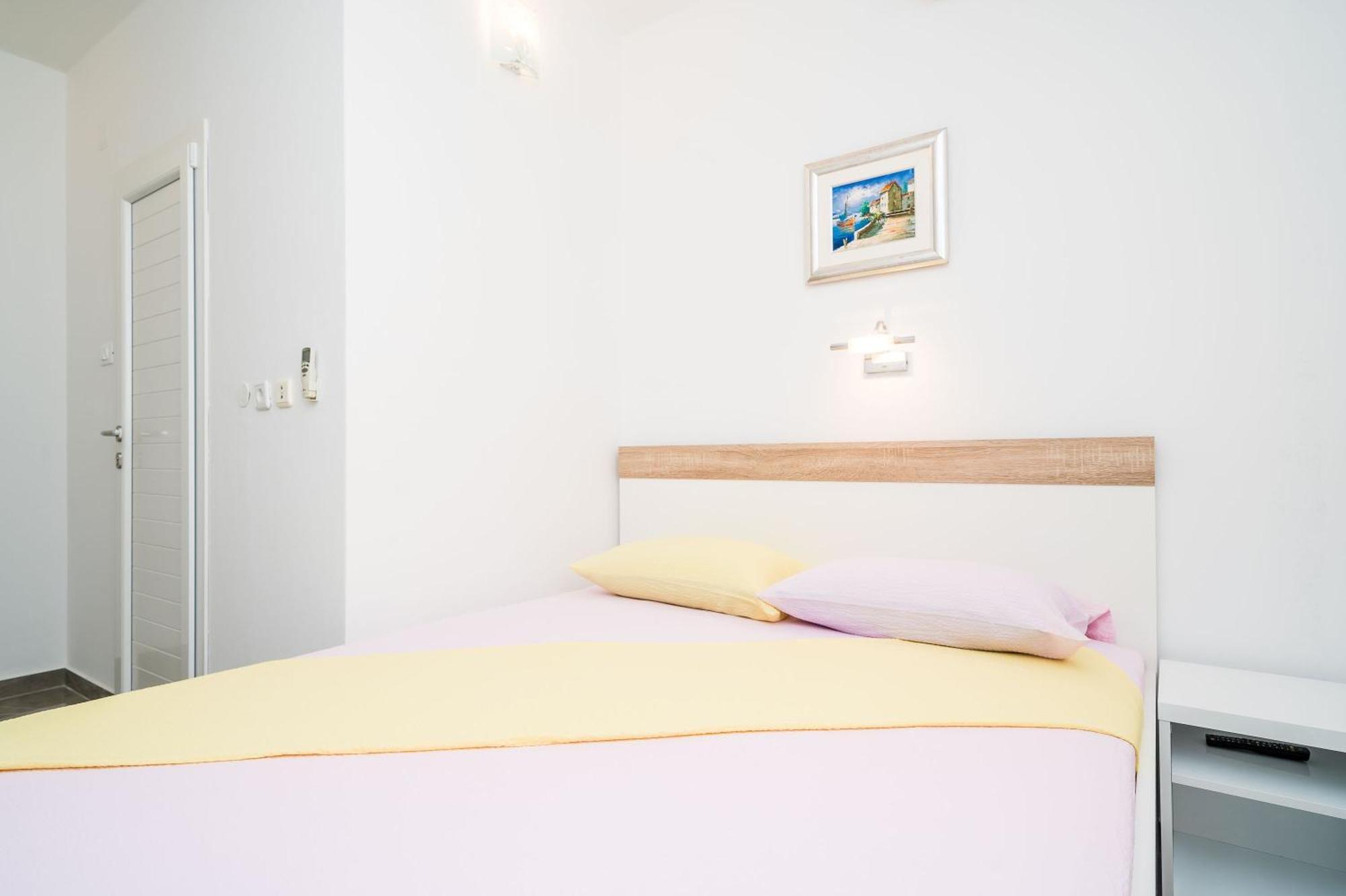 Rooms & Apartments Barisic Mlini Oda fotoğraf