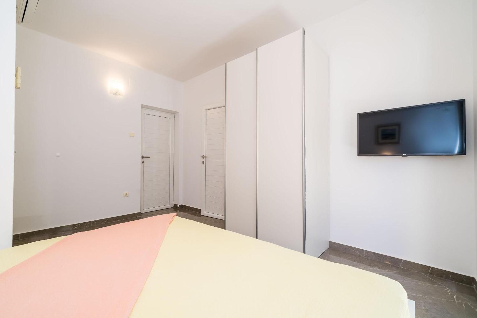 Rooms & Apartments Barisic Mlini Oda fotoğraf